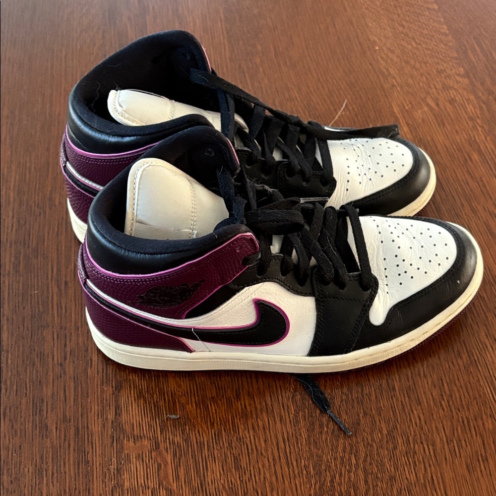 Women’s Nike air Jordan sz 8